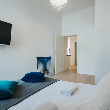 Cracow Main Hub كراكوفيا